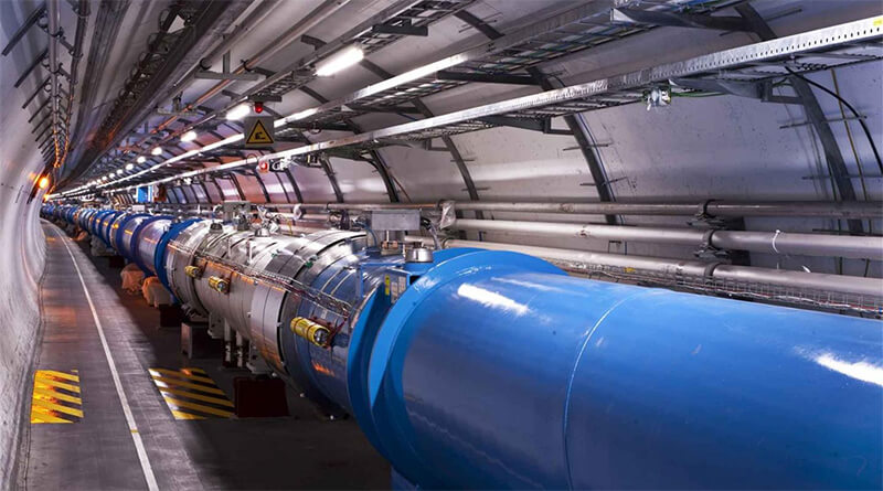 Wielki Zdrerzacz Hadronów CERN