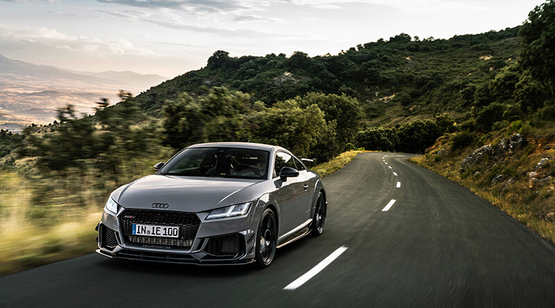 AUDI TT RS COUPE ICONIC